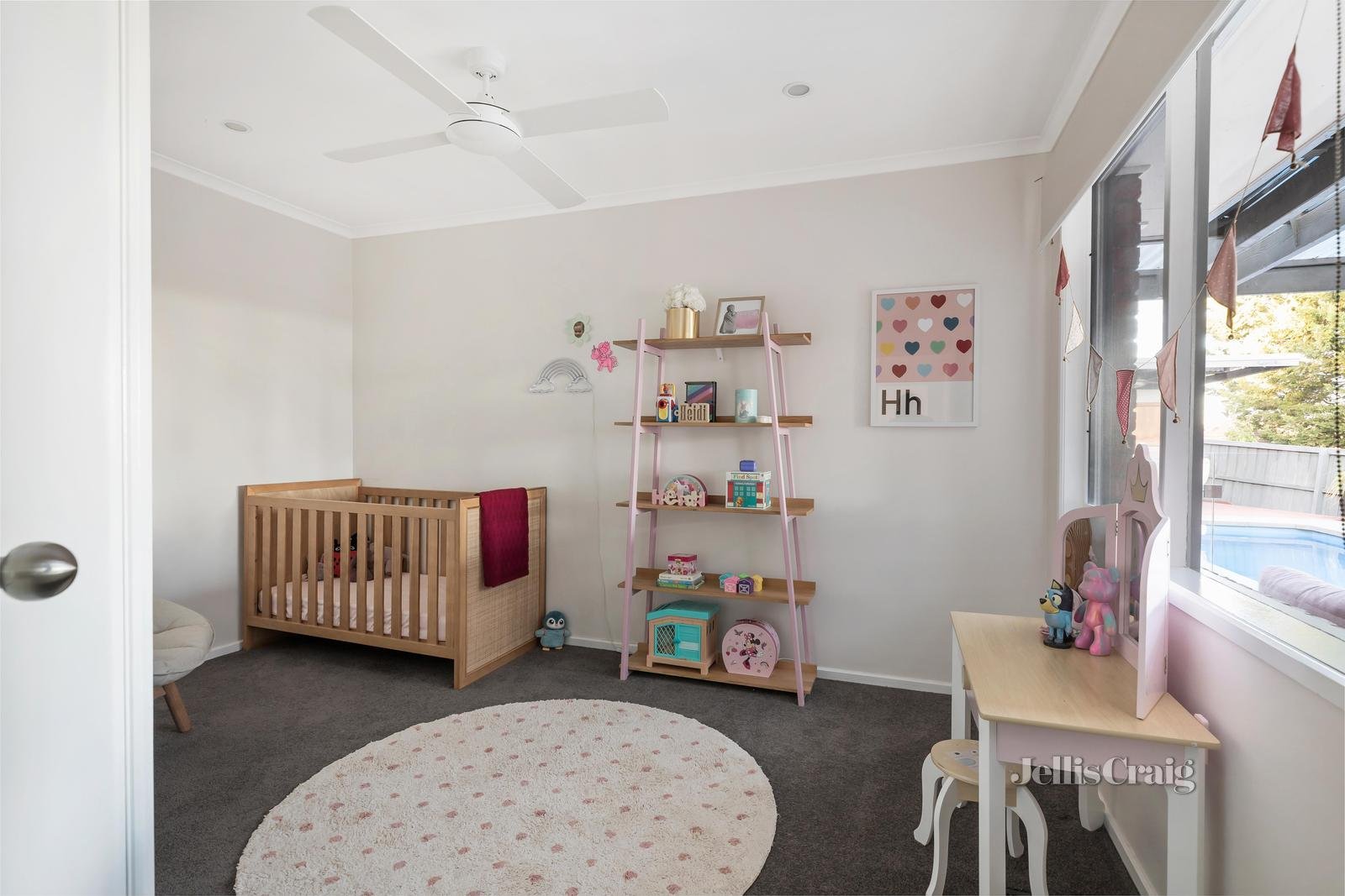 12 Elmwood Rise, Eltham North image 9