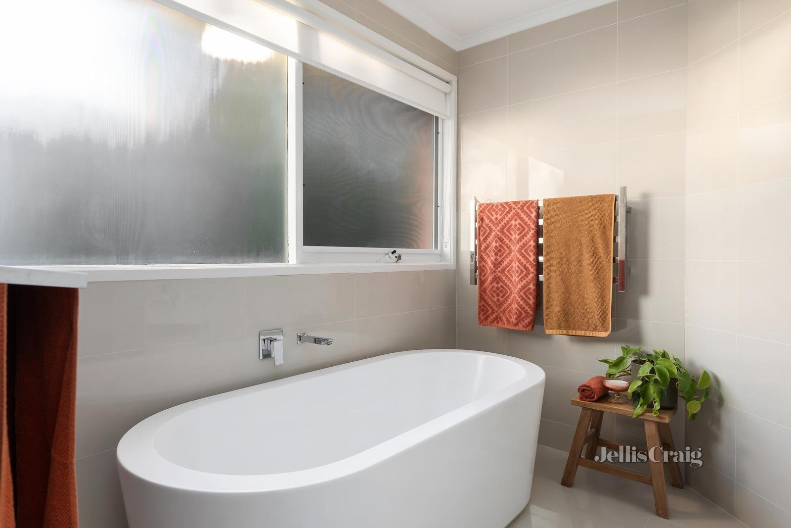 12 Elmwood Rise, Eltham North image 10
