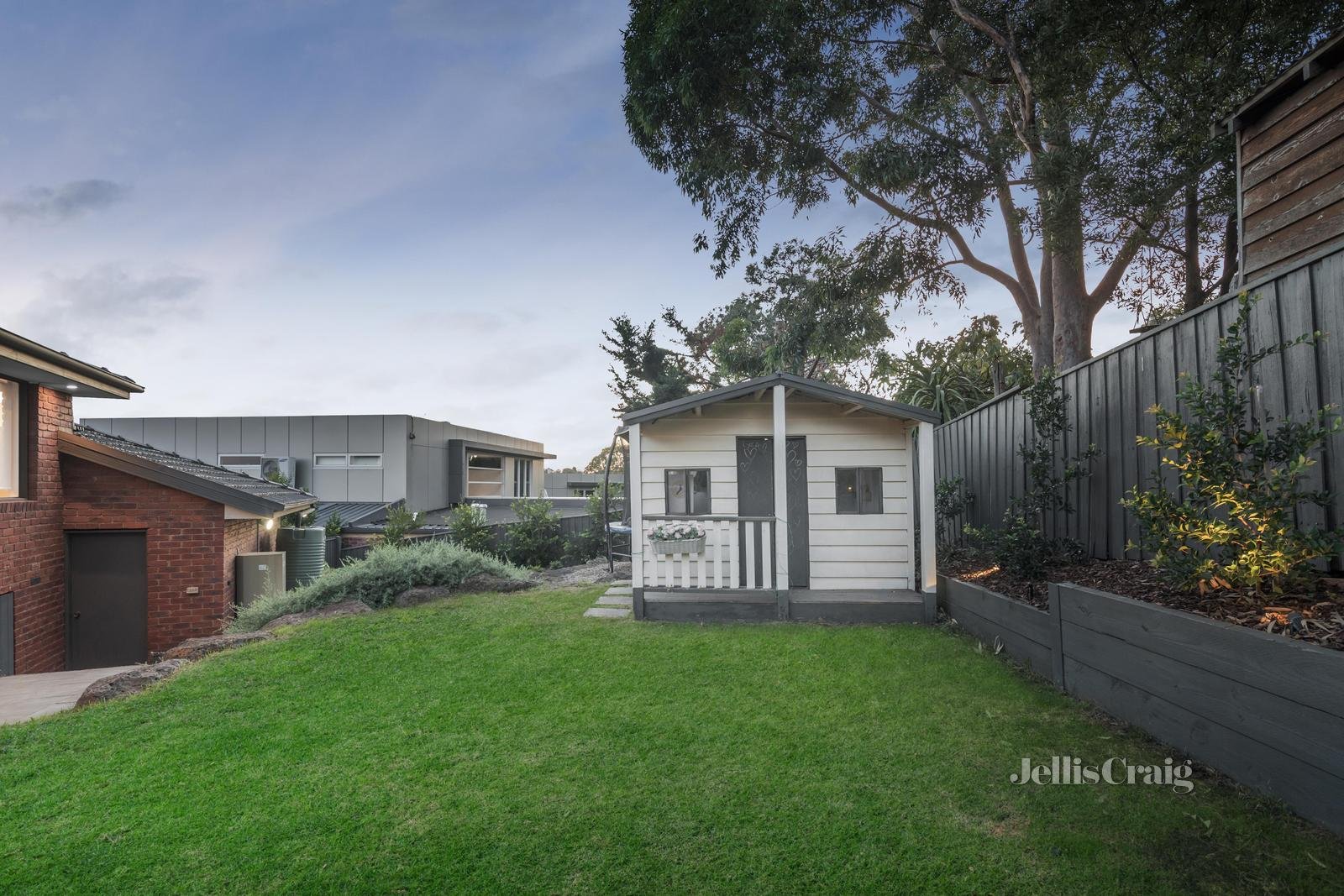 12 Elmwood Rise, Eltham North image 15
