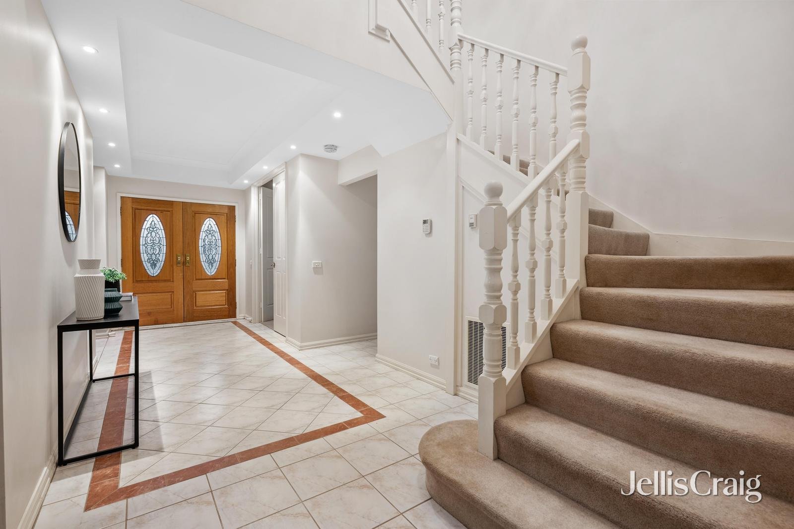 12 Epworth Court, Glen Waverley image 6