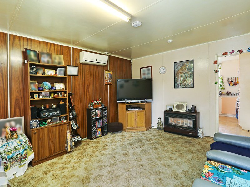 12 Eumeralla Street, Corio image 3
