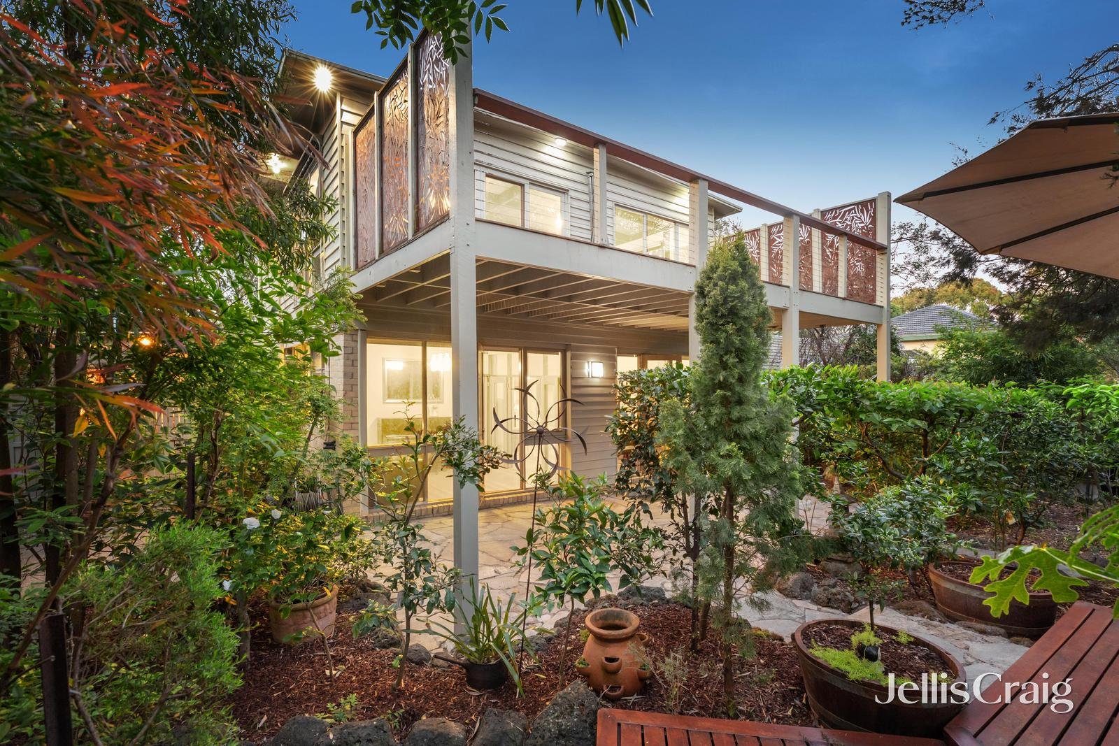 12 Eustace Street, Blackburn image 1