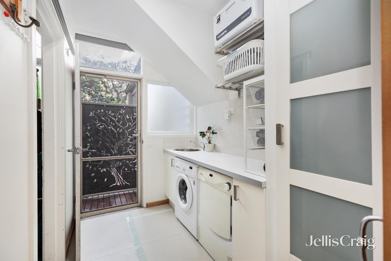 12 Eustace Street, Blackburn image 8