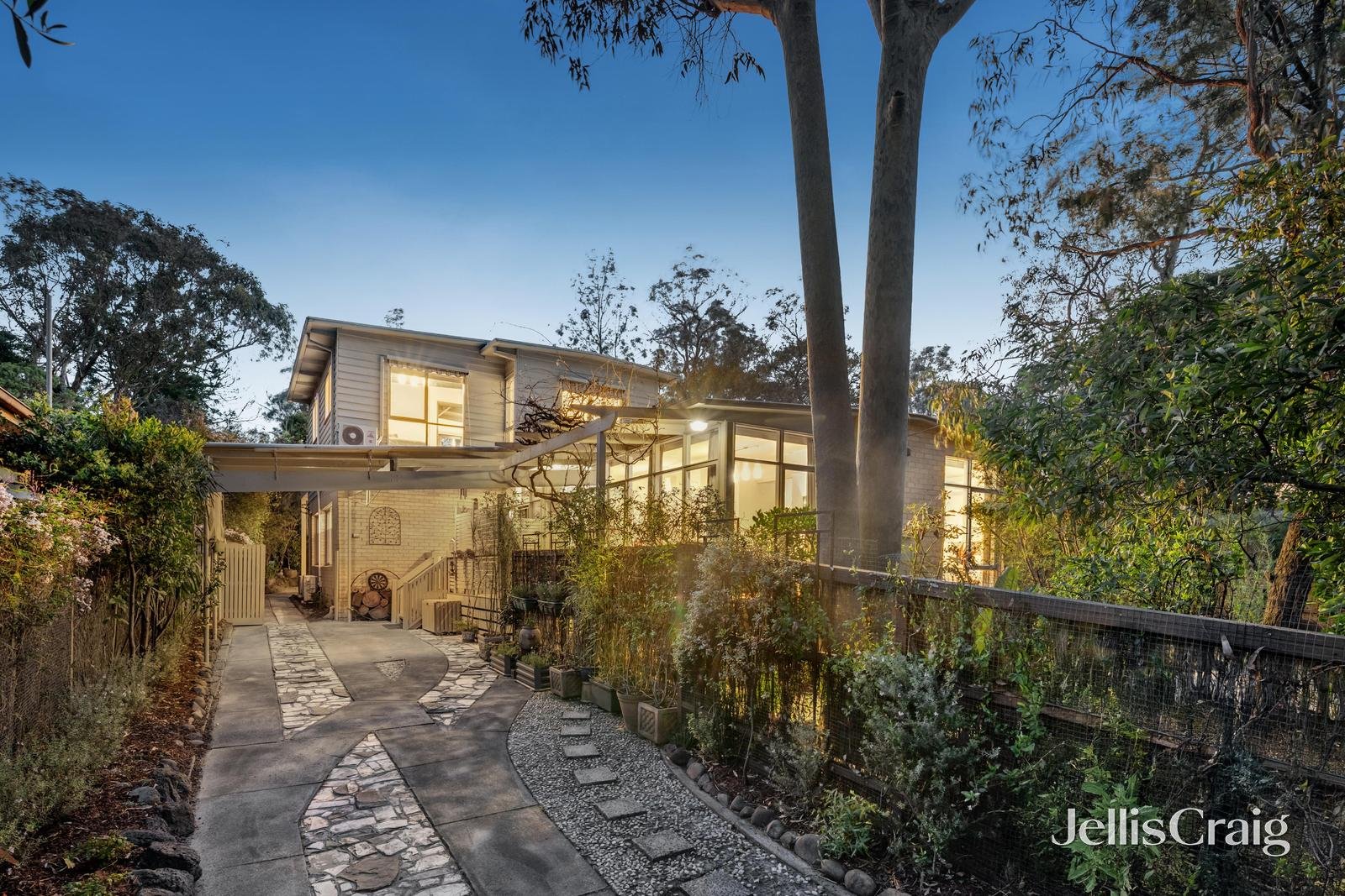 12 Eustace Street, Blackburn image 11