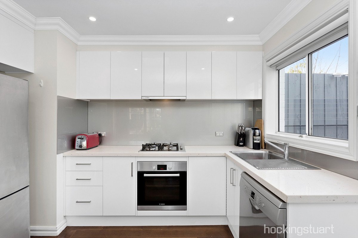1/2 Evans Road, Kew image 5