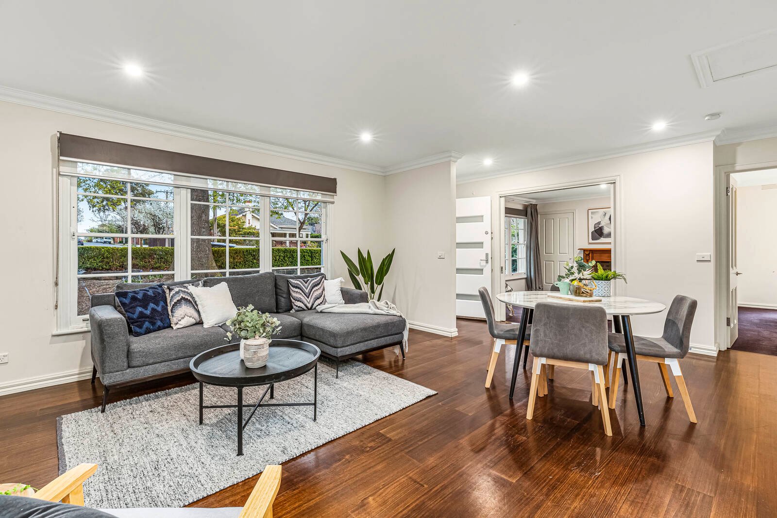 Property Gallery Thumbnail 3