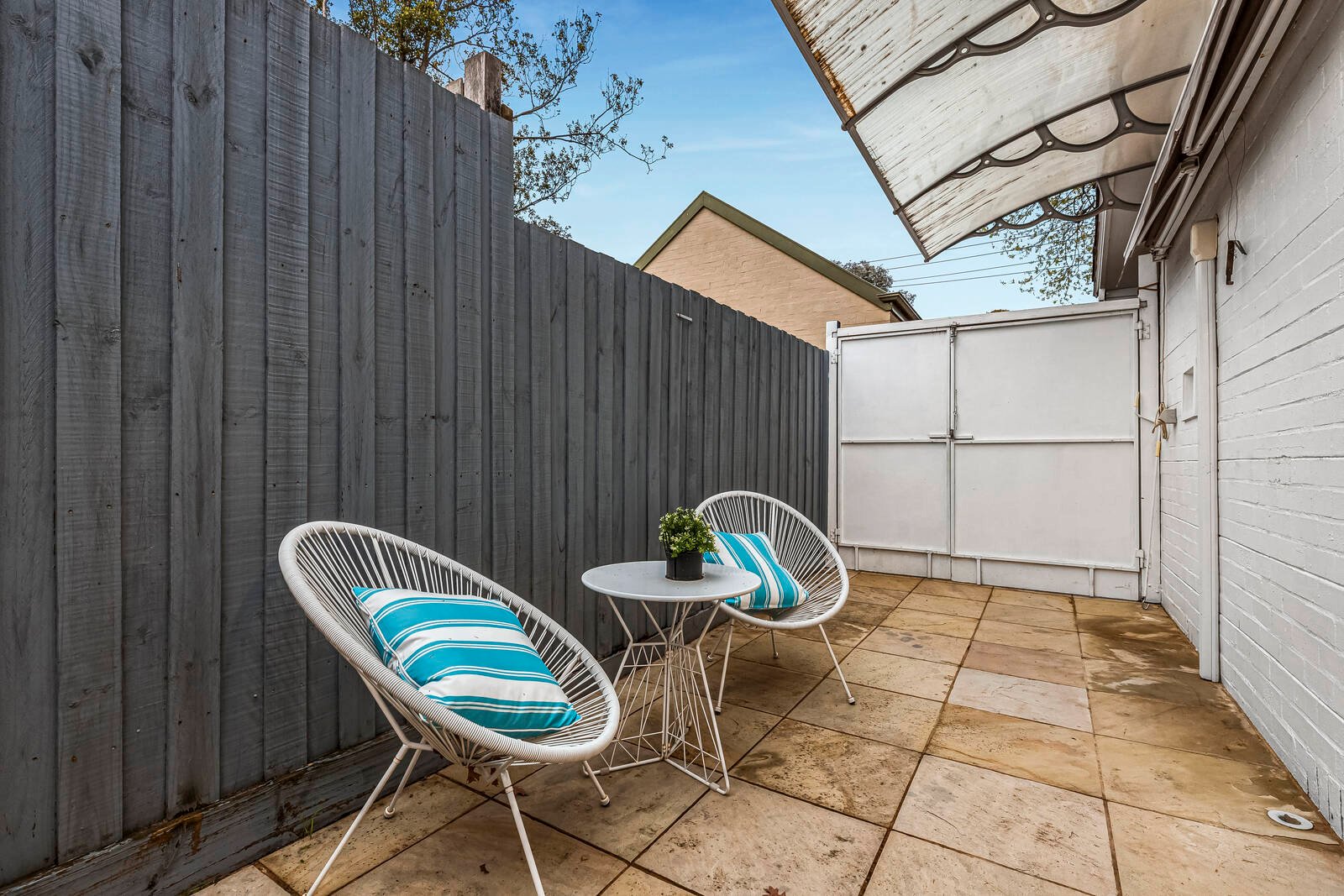 Property Gallery Thumbnail 8