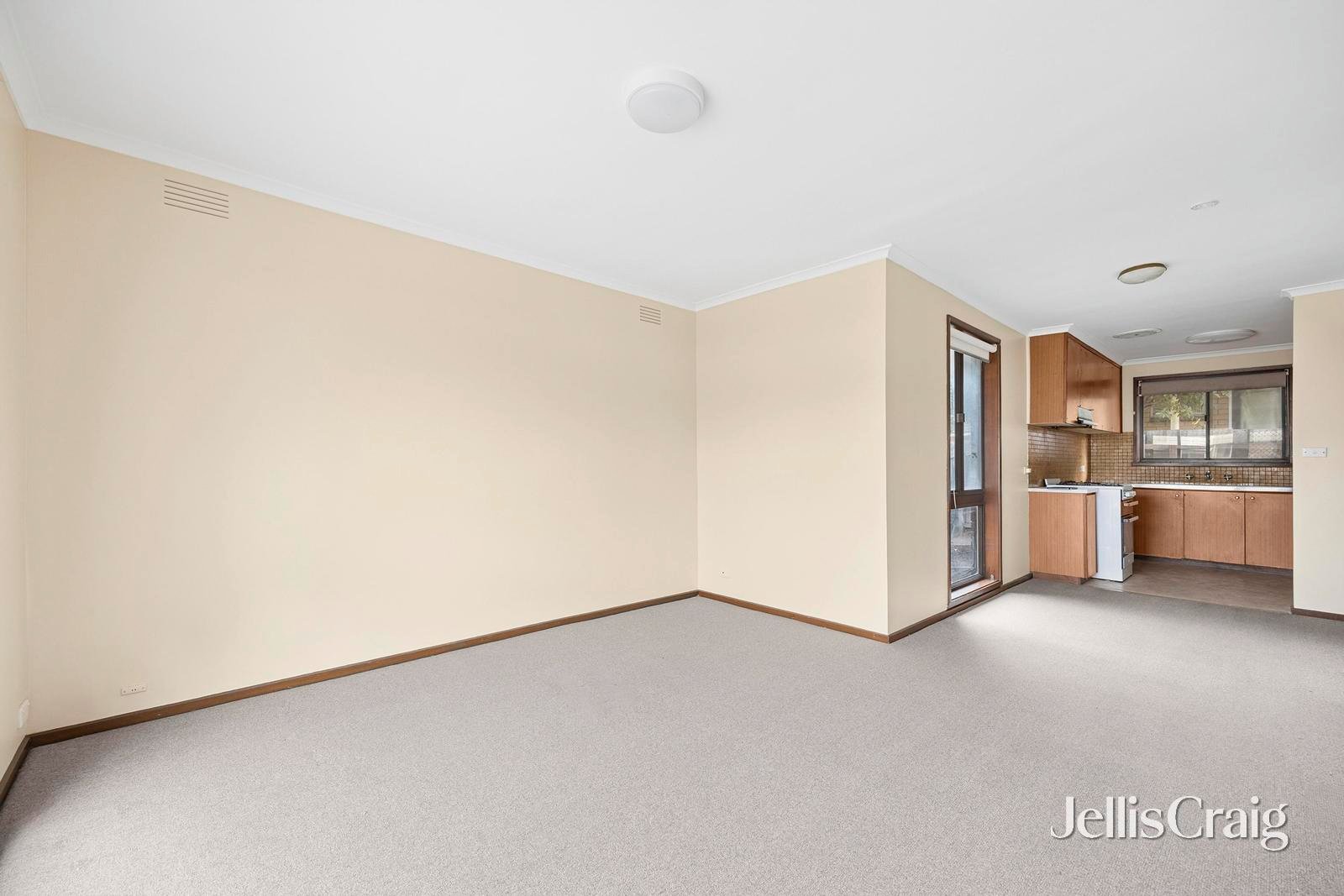 1/2 Everett Close, Herne&nbsp;Hill image 3