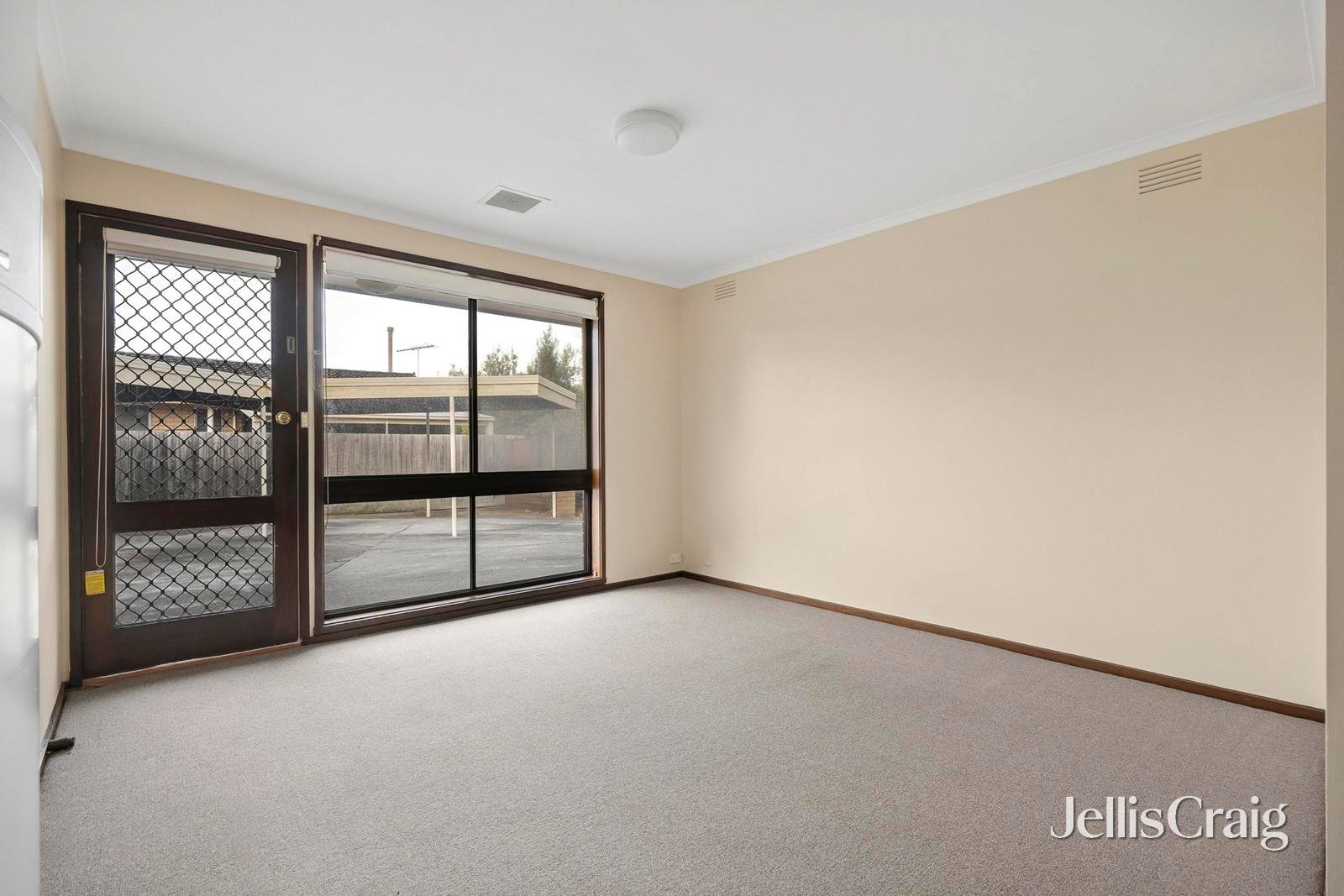1/2 Everett Close, Herne&nbsp;Hill image 6