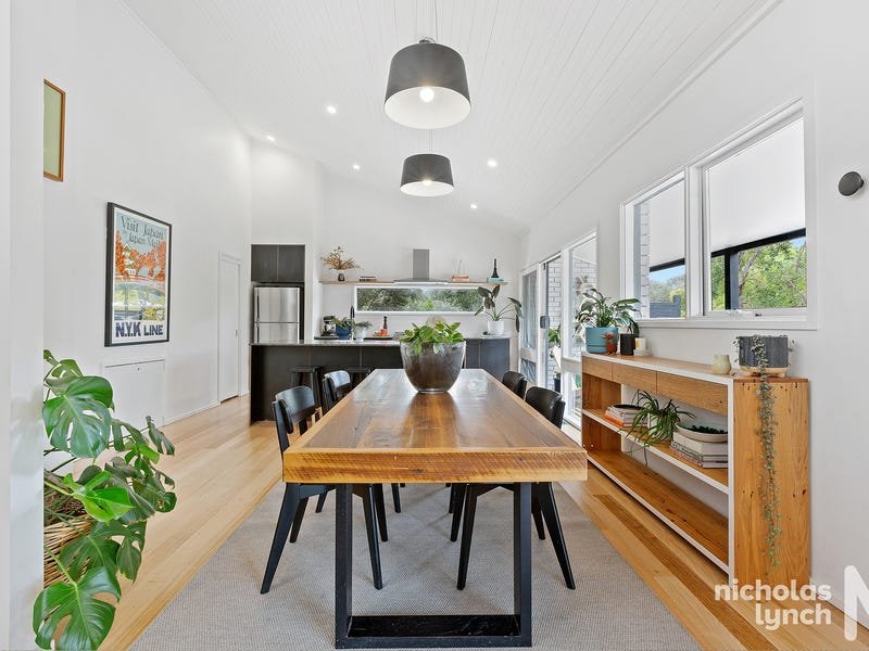Property Gallery Thumbnail 3