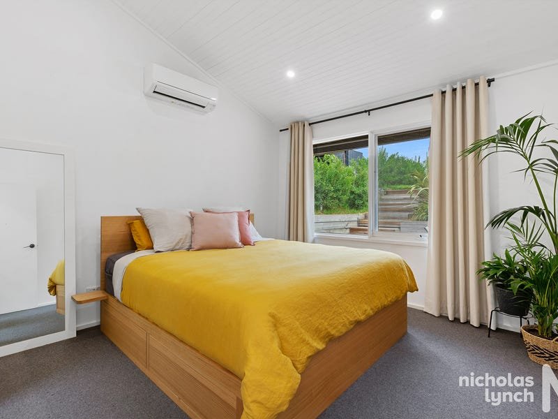 Property Gallery Thumbnail 9