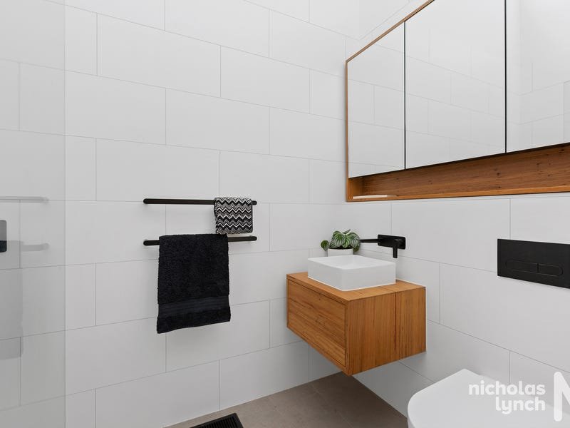 Property Gallery Thumbnail 11
