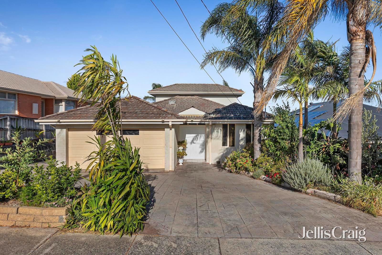 12 Falcon Court, Doncaster&nbsp;East image 1