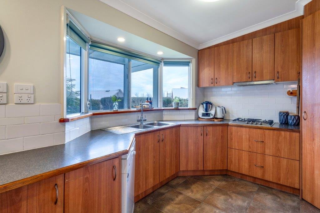 Property Gallery Thumbnail 3