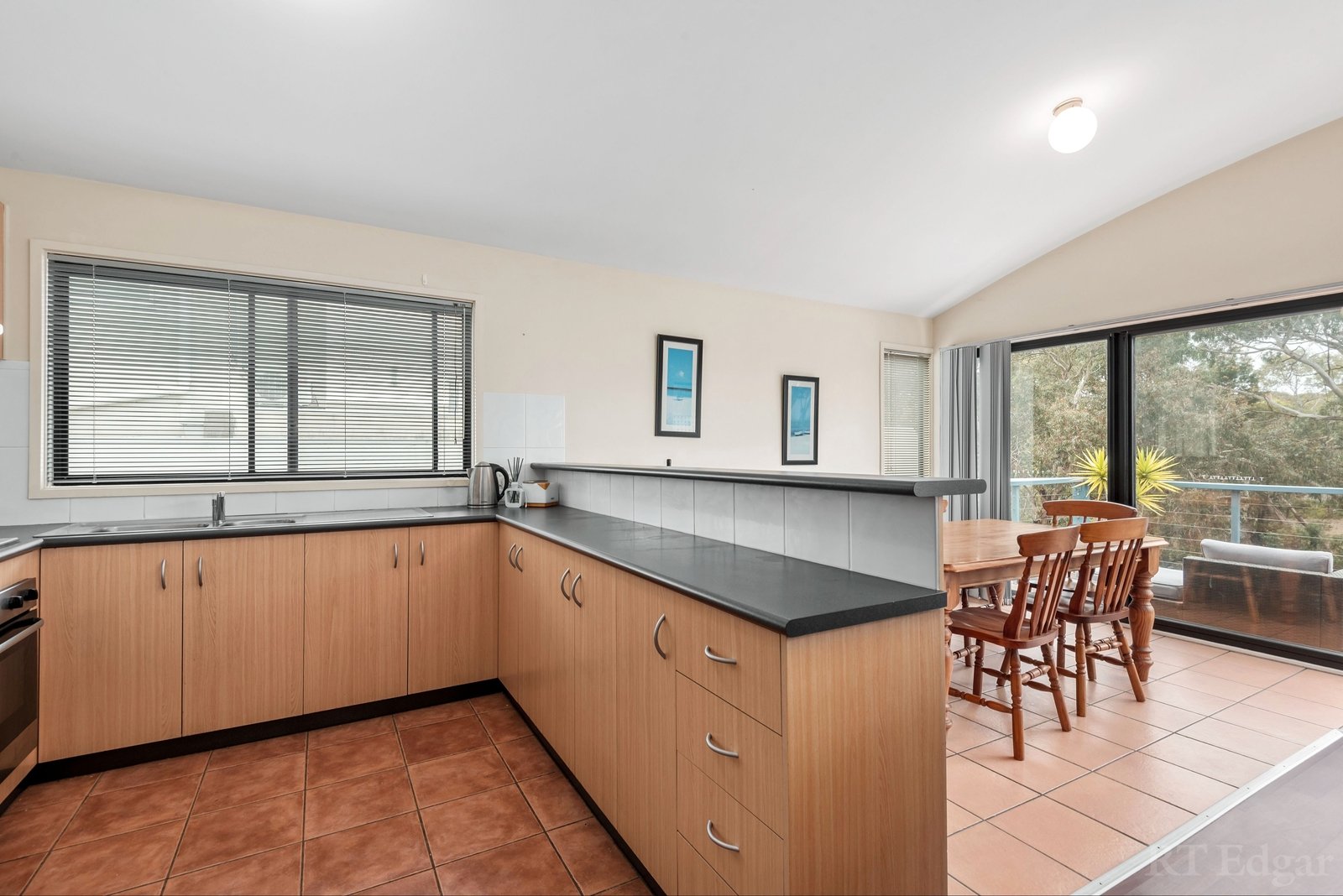 Property Gallery Thumbnail 5