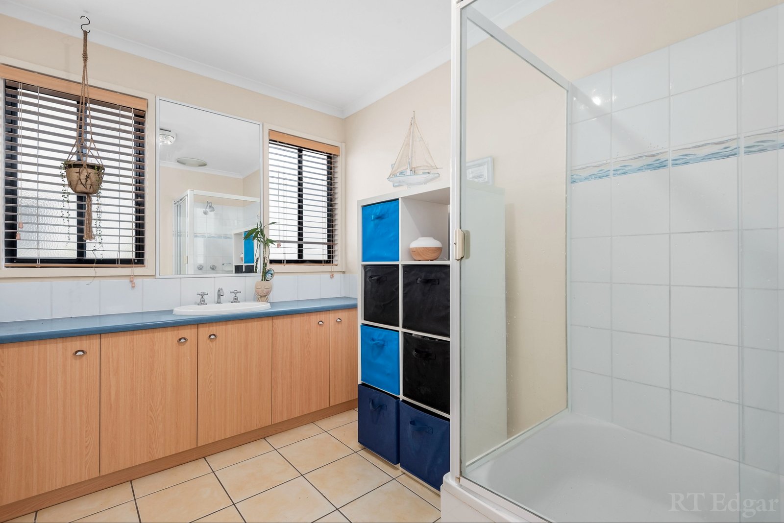 Property Gallery Thumbnail 9