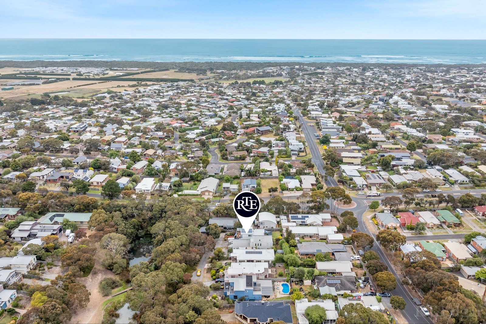Property Gallery Thumbnail 13