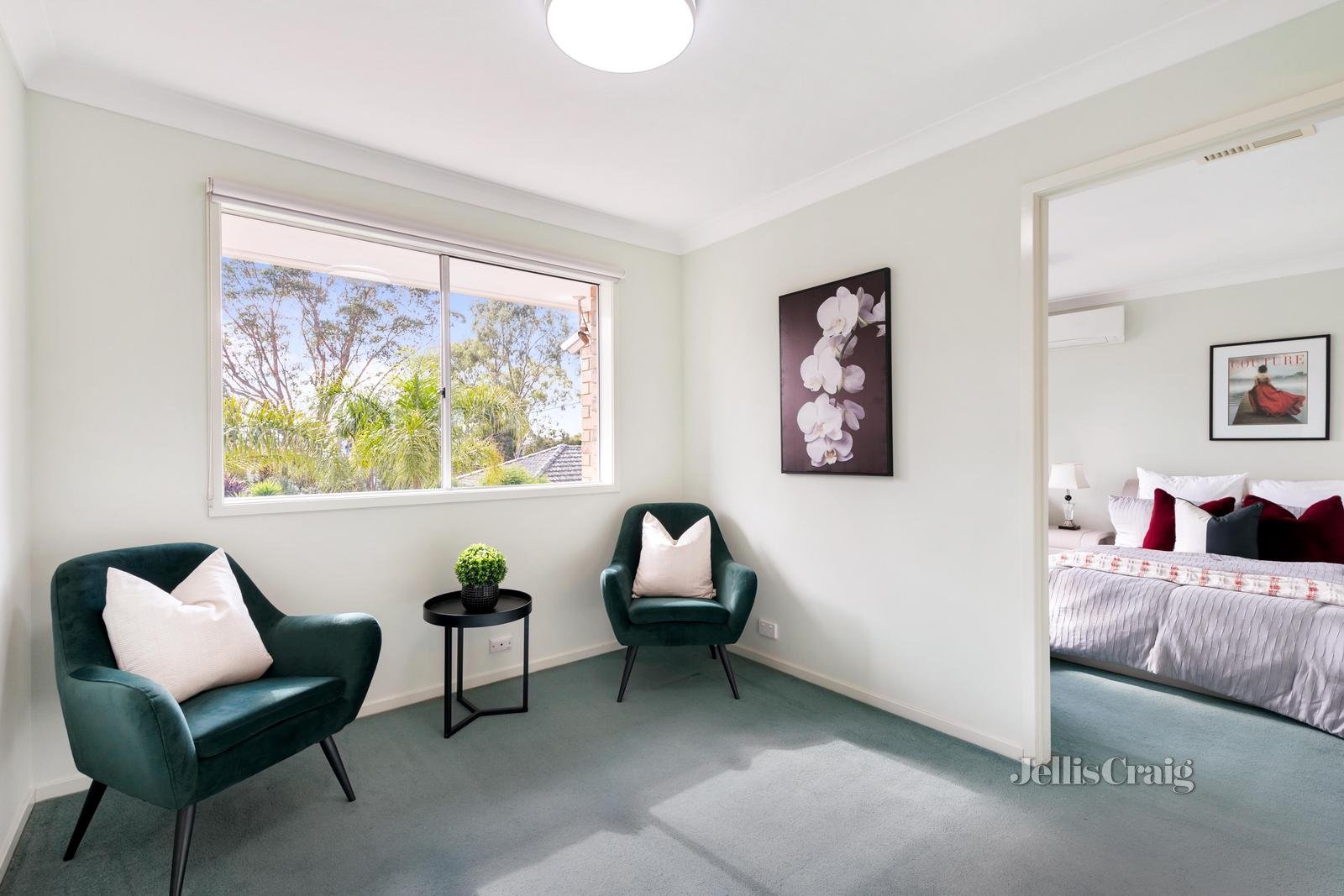 12 Forest Glen Avenue, Blackburn South image 5