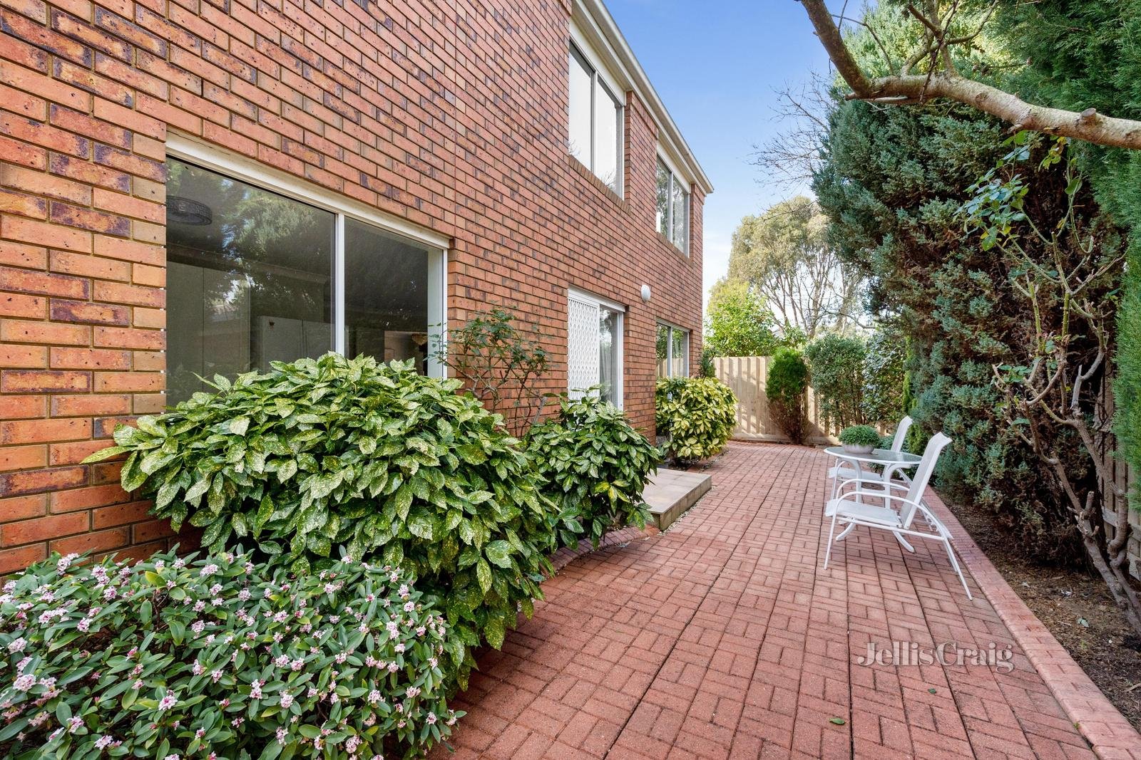 12 Forest Glen Avenue, Blackburn South image 9