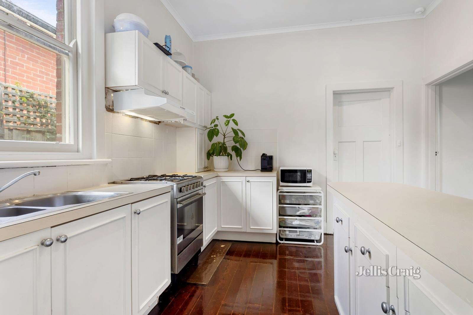 12 Forster Avenue, Malvern East image 7