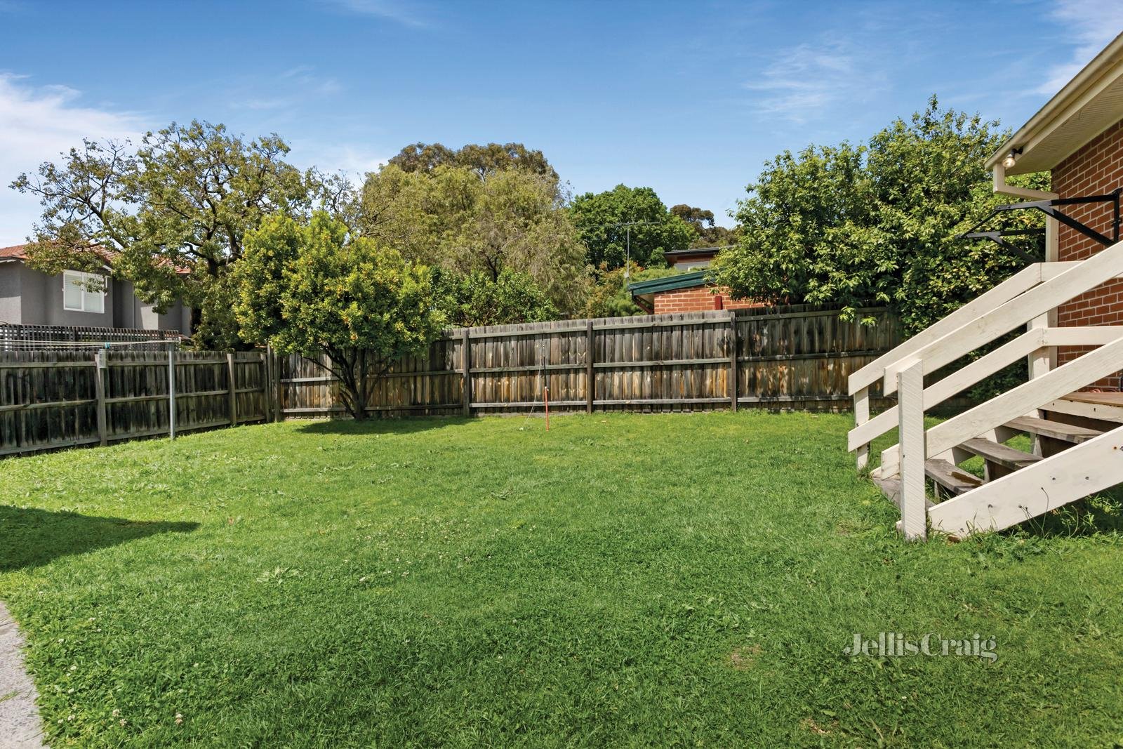 12 Forster Avenue, Malvern East image 13