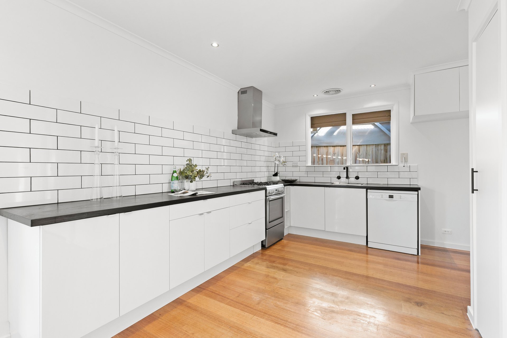 12 Frognal Drive, Noble Park North image 4