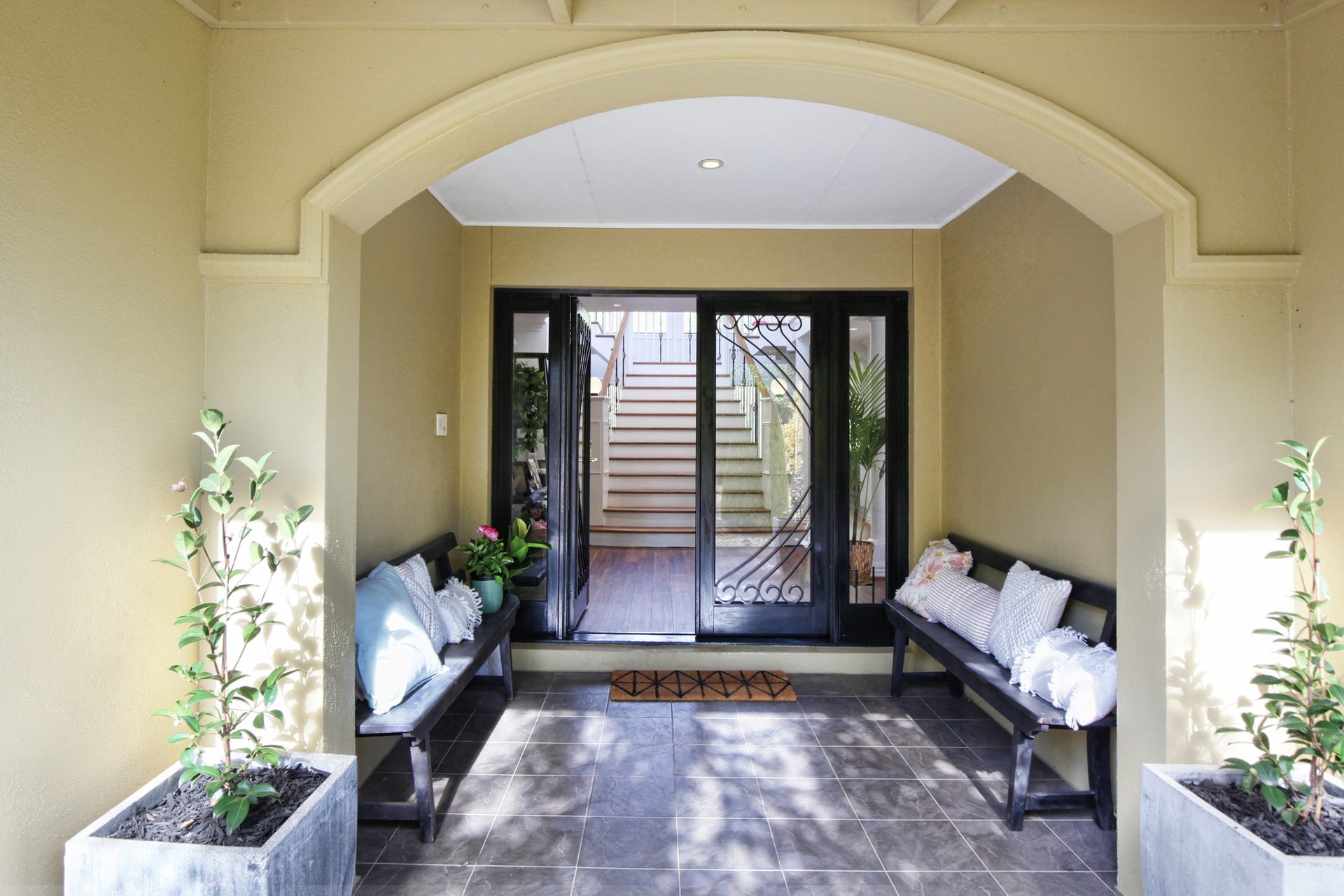 Property Gallery Thumbnail 3