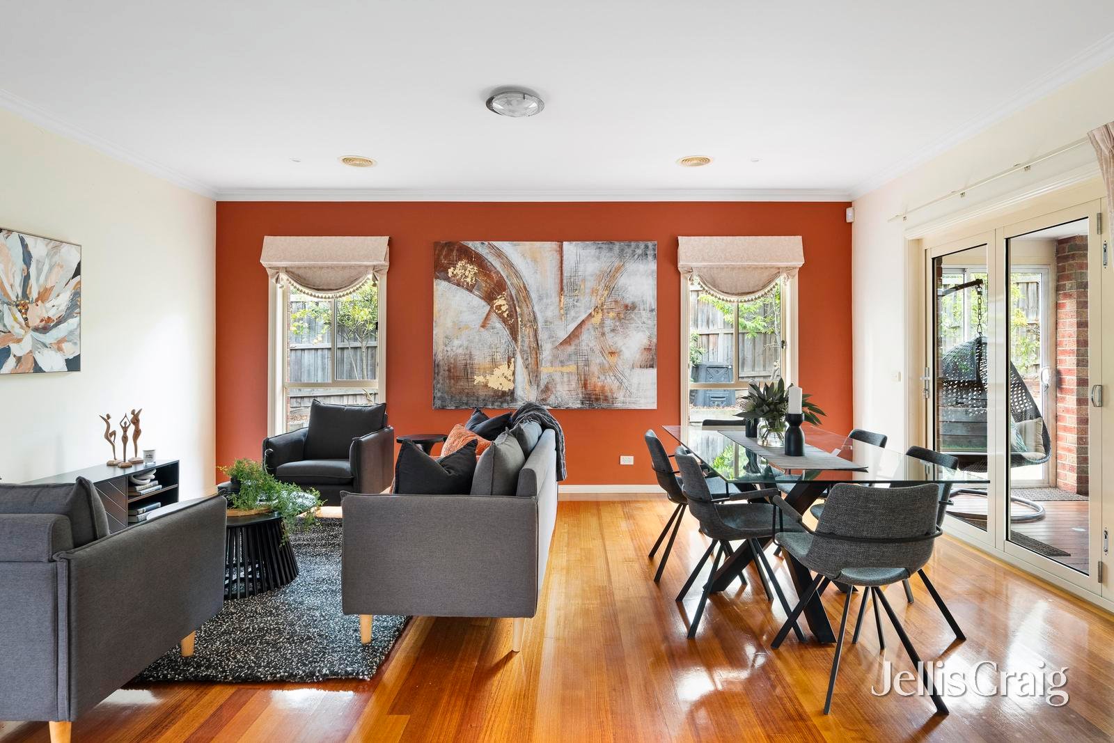 12 Gonella Crescent, Bundoora image 4