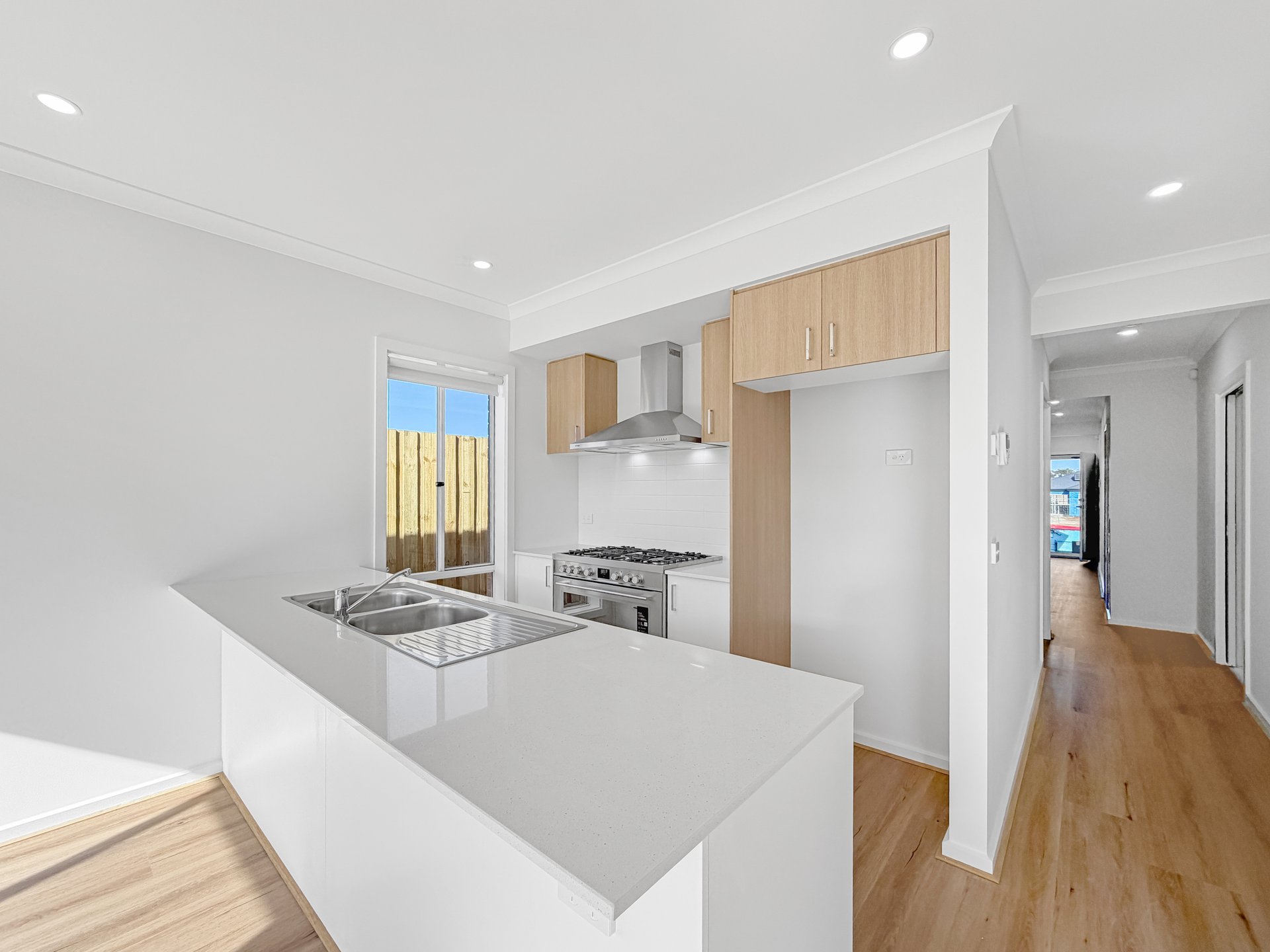 12 Goodenia Street, Armstrong&nbsp;Creek image 2