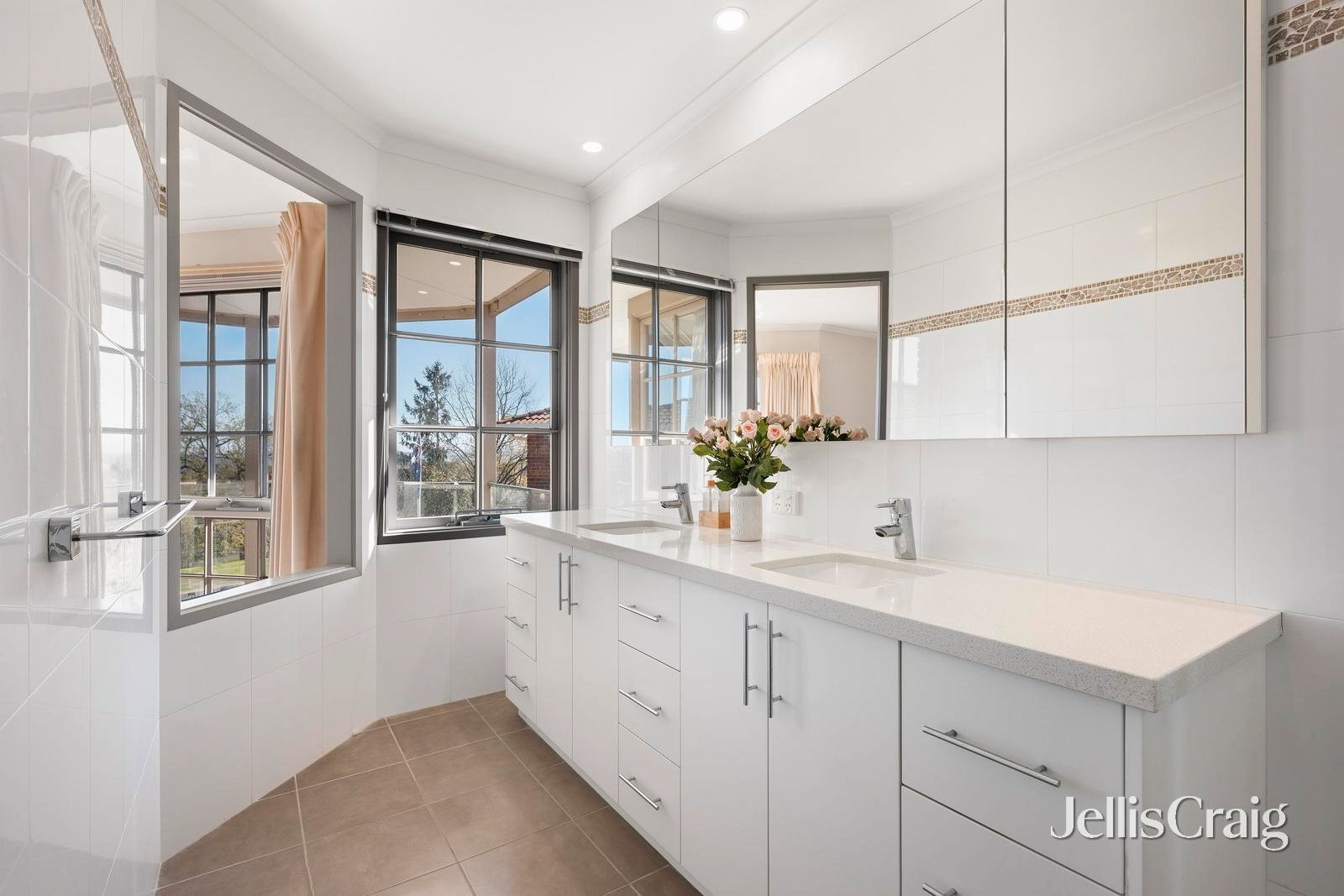 12 Great Oak Court, Mooroolbark image 12
