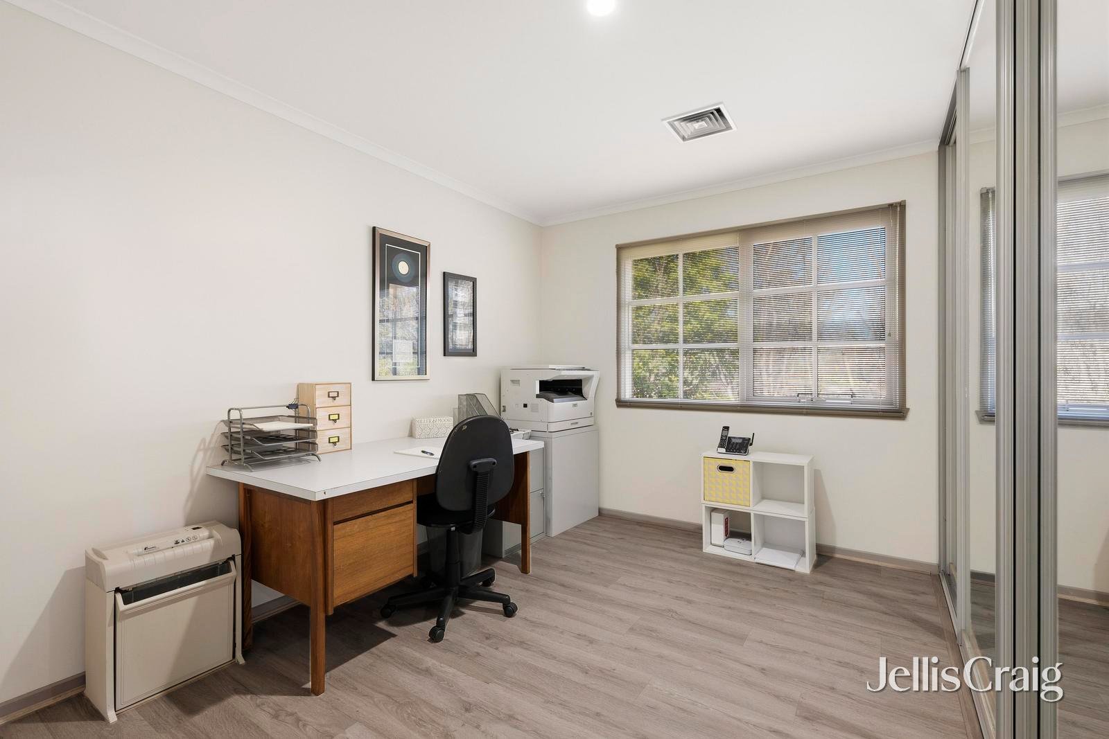 12 Great Oak Court, Mooroolbark image 16