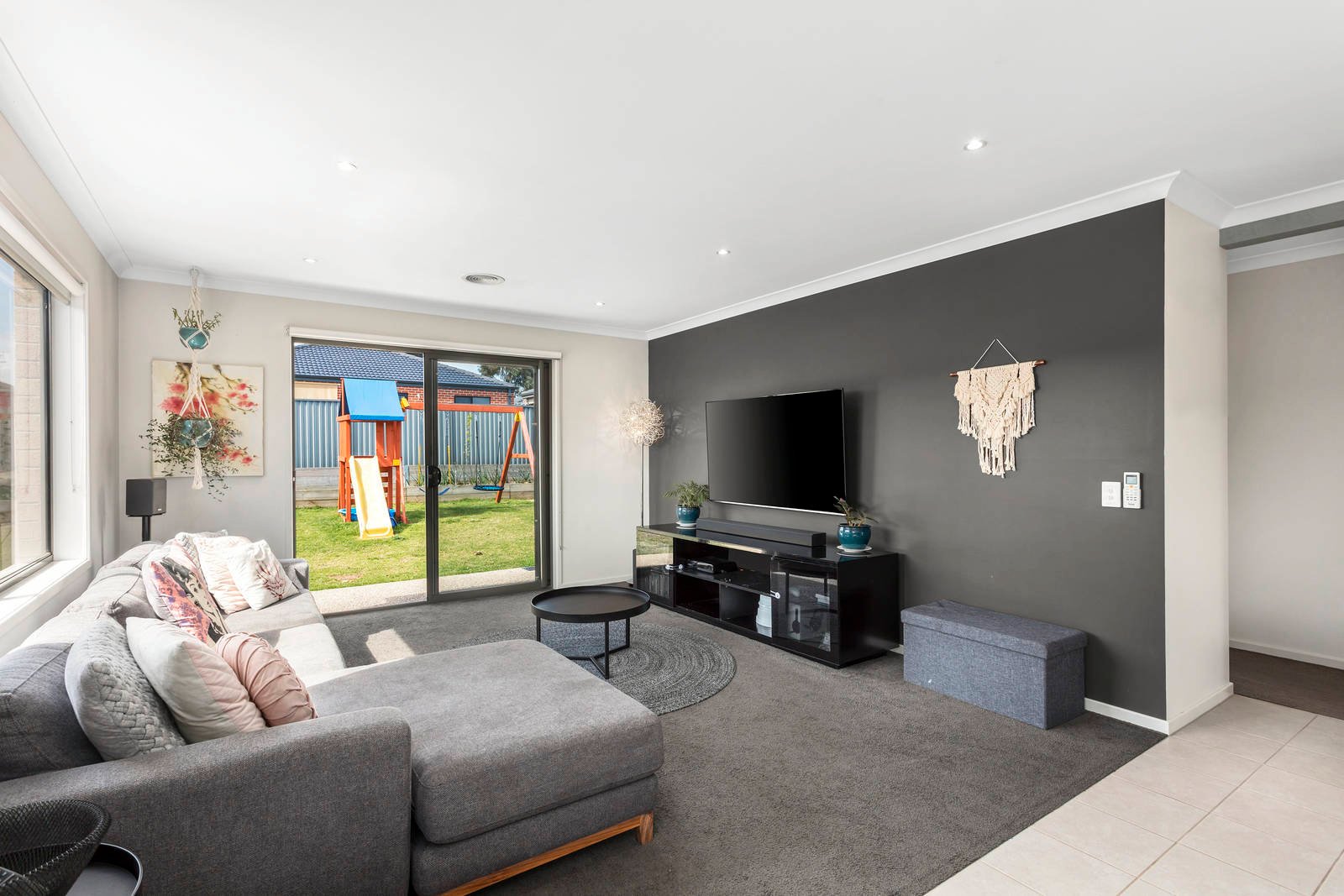 Property Gallery Thumbnail 3