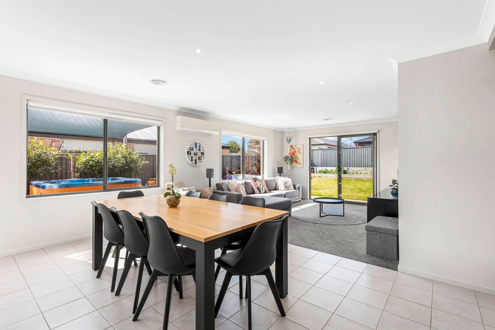 Property Gallery Thumbnail 6