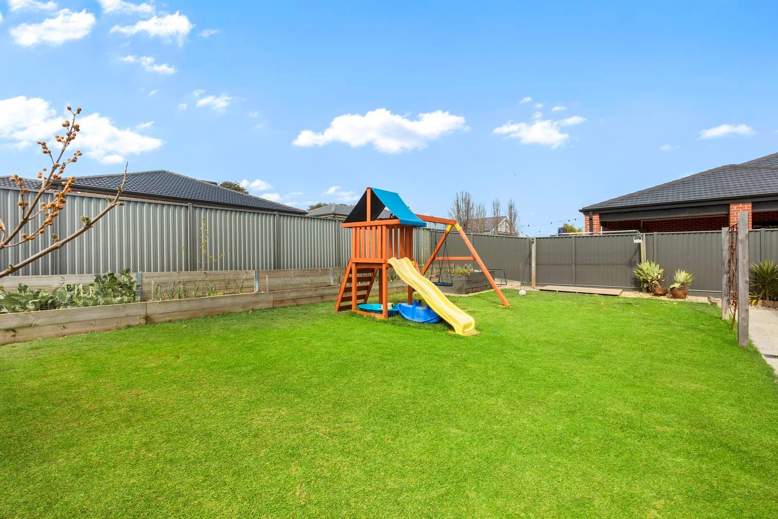 Property Gallery Thumbnail 14