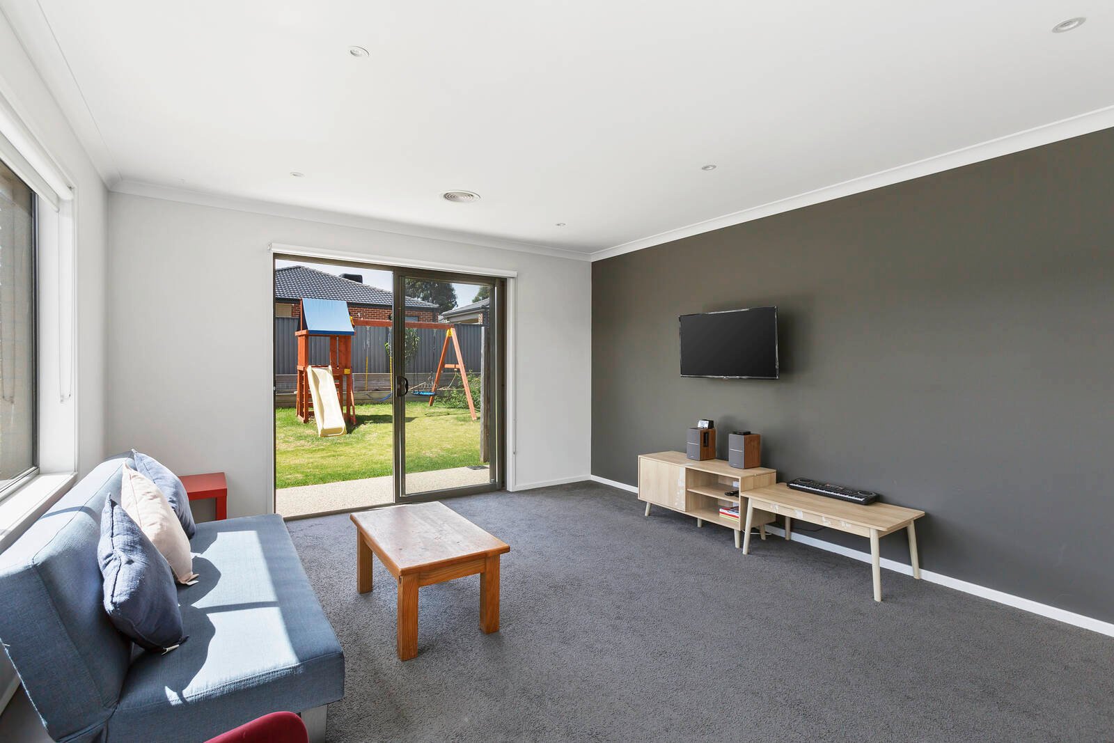 Property Gallery Thumbnail 3