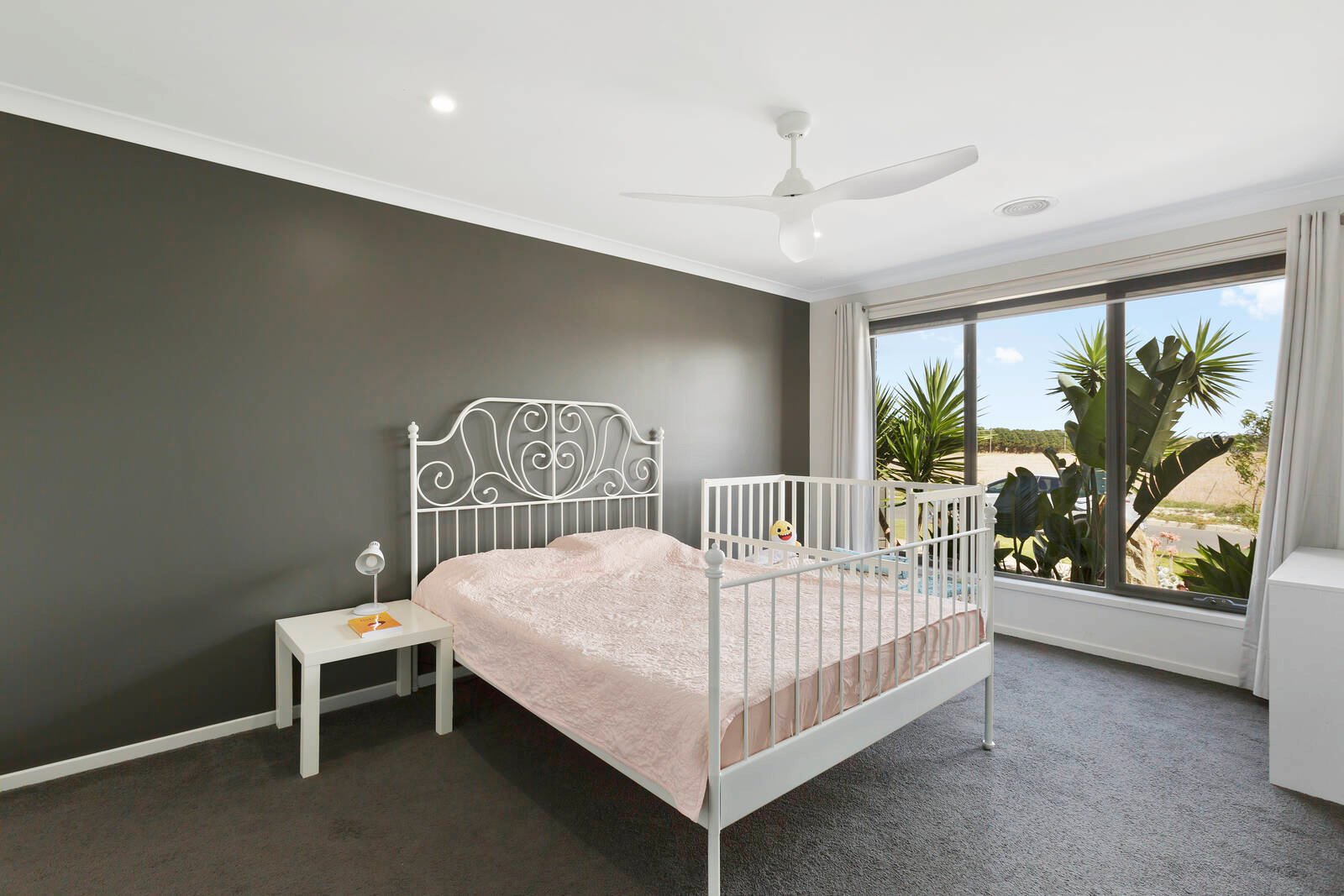 Property Gallery Thumbnail 6