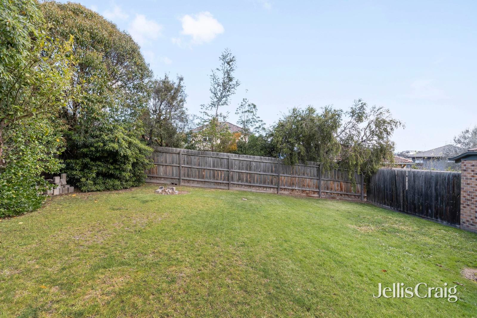 12 Greville Road, Rosanna image 17