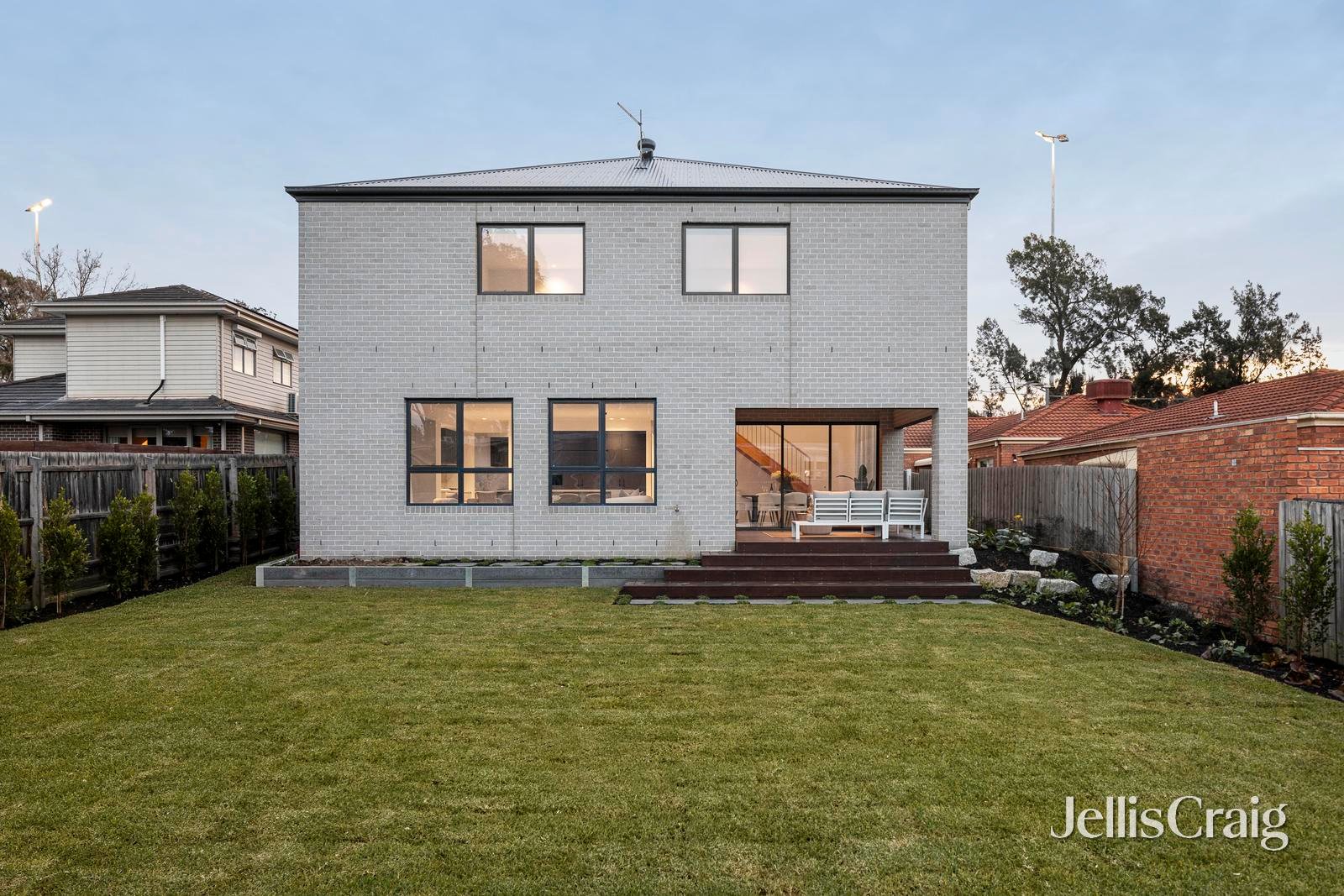 12 Grove Road, Rosanna image 19