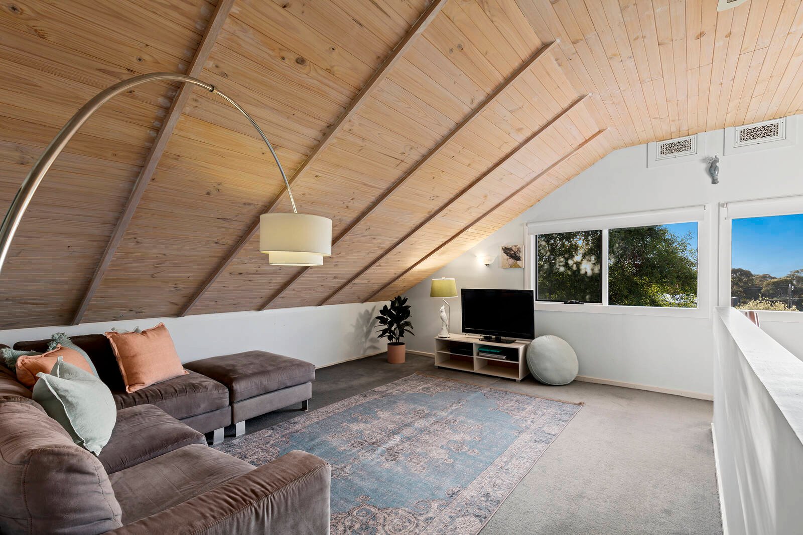 Property Gallery Thumbnail 11