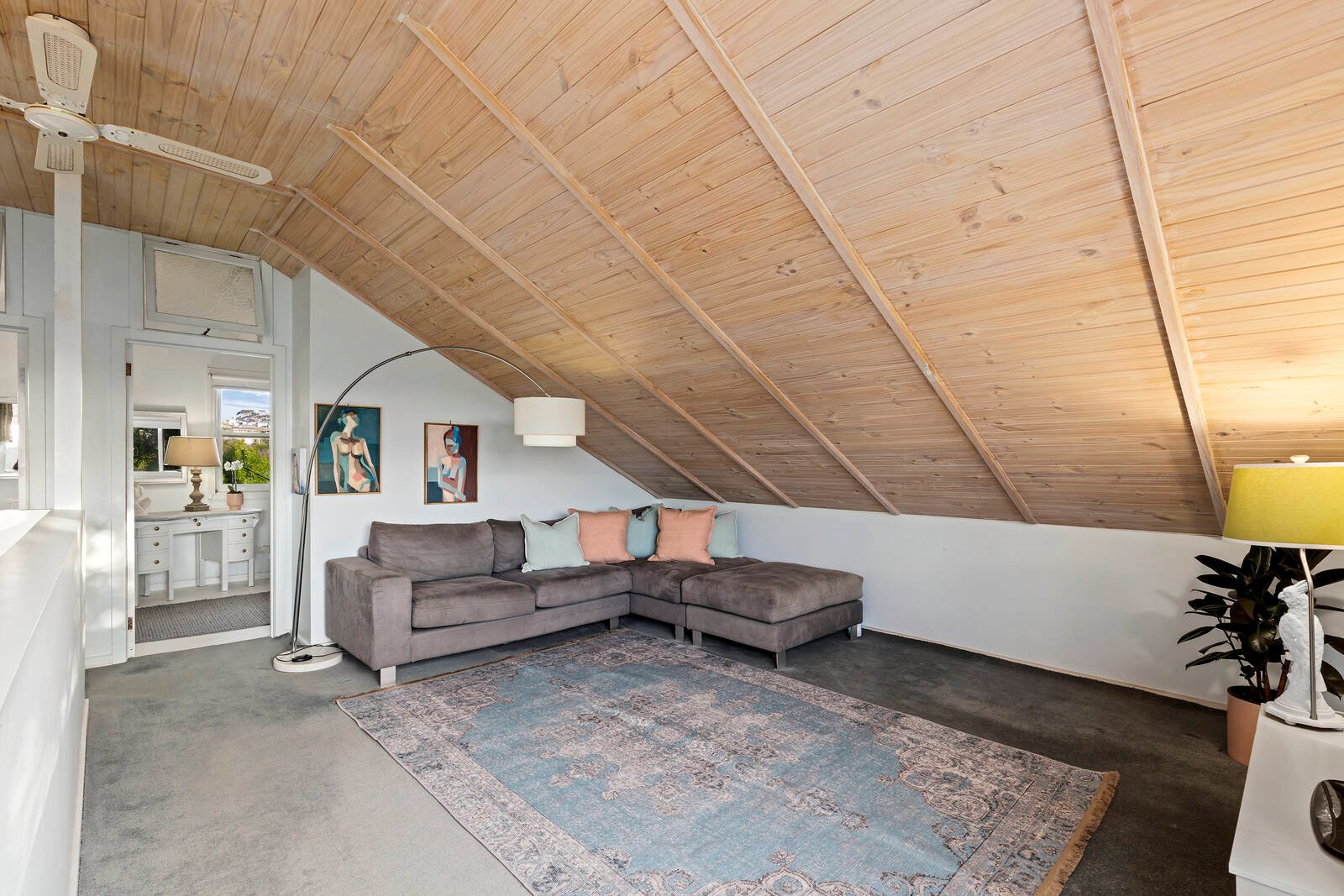 Property Gallery Thumbnail 12