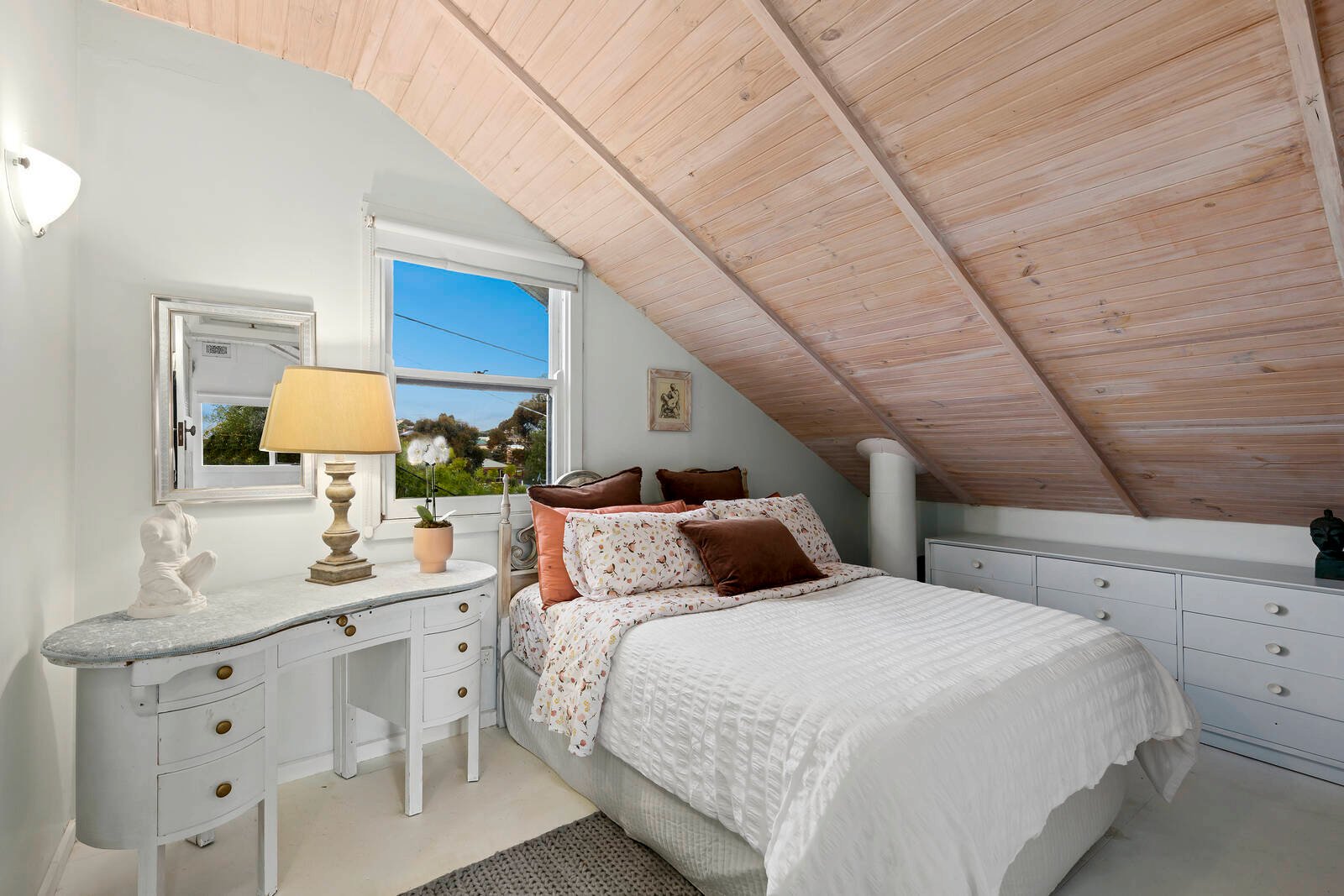 Property Gallery Thumbnail 14