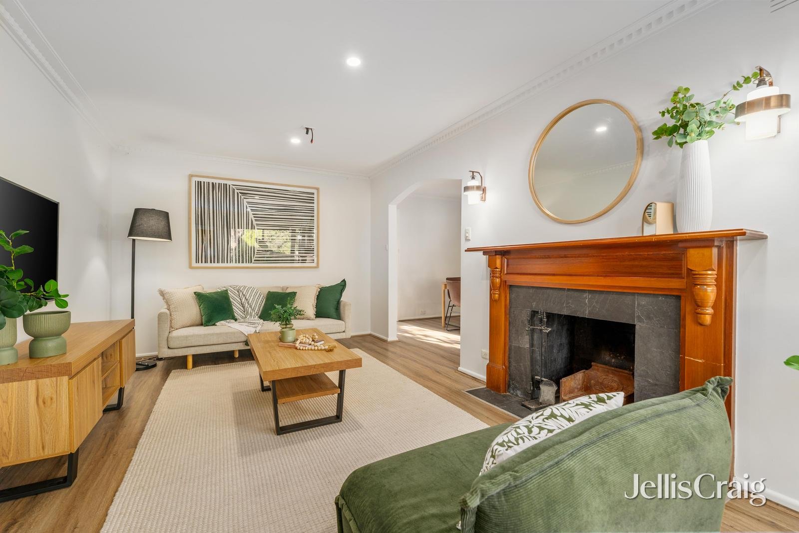 12 Gunyah Road, Blackburn&nbsp;North image 2