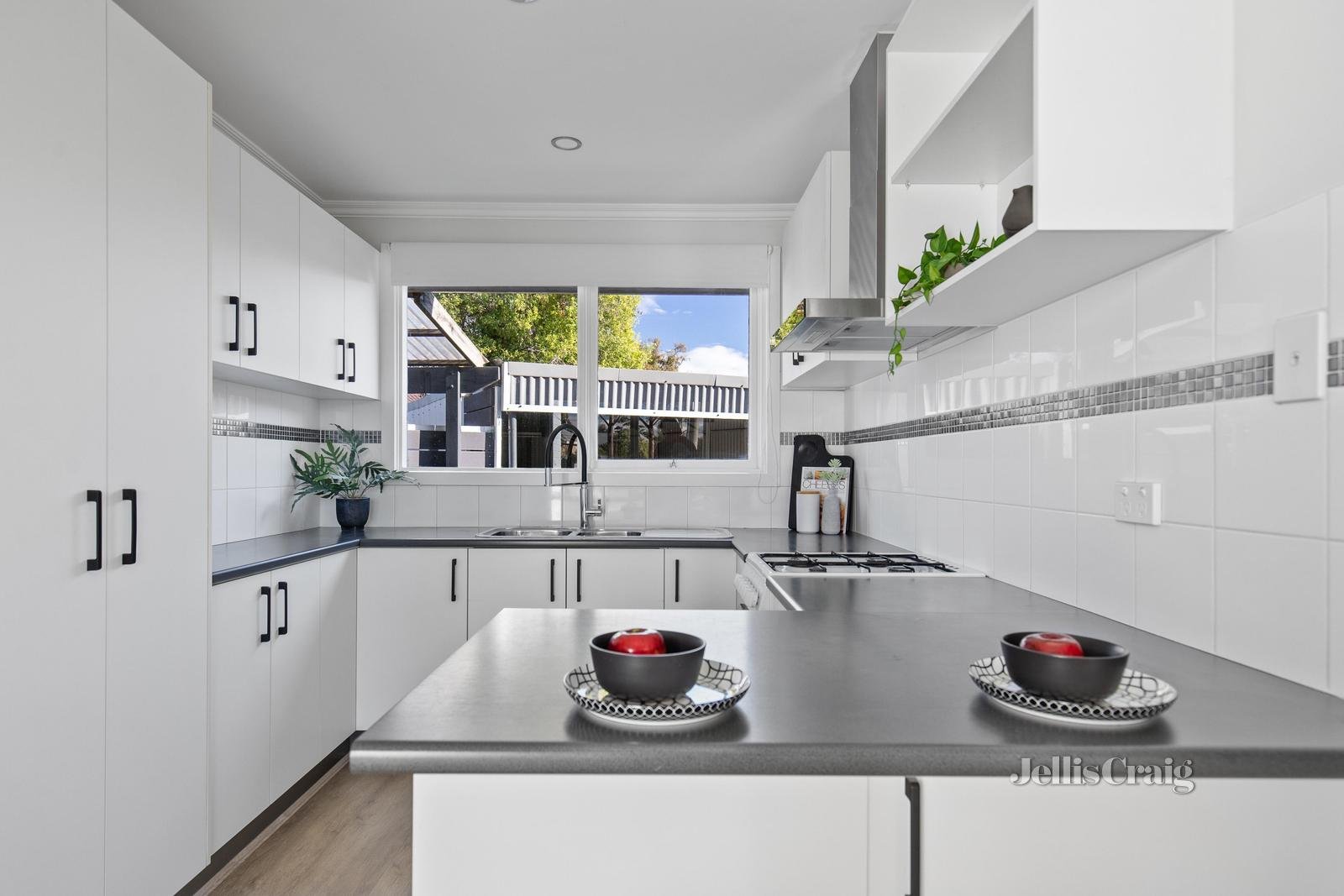 12 Hadley Street, Seaford image 3