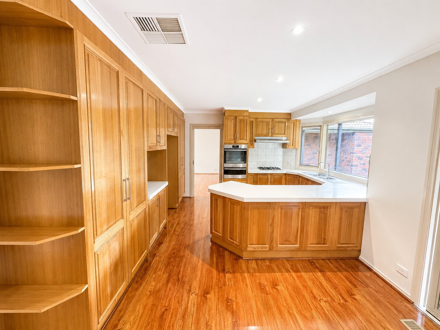 12 Hailey Court, Templestowe image 4