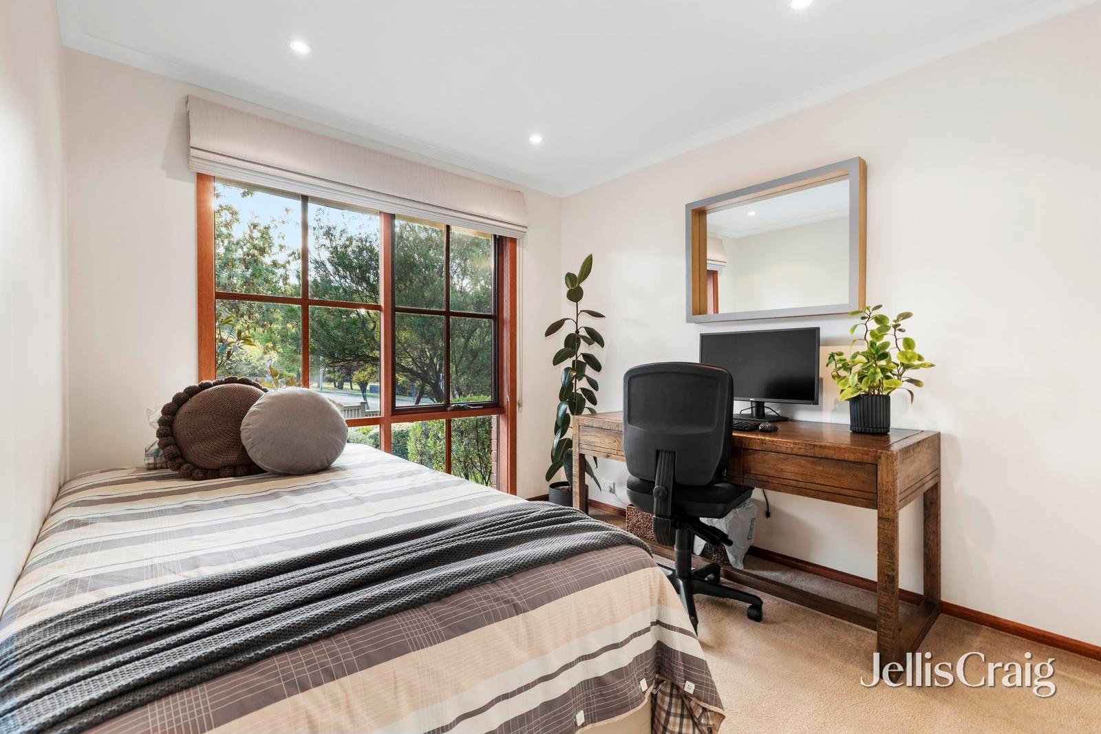 1/2 Hammence Street, Glen&nbsp;Waverley image 12