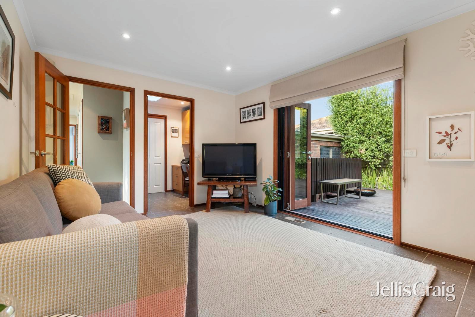 1/2 Hammence Street, Glen&nbsp;Waverley image 16