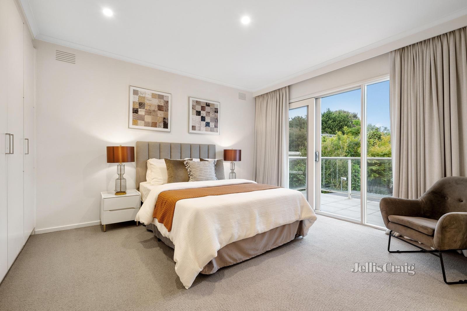 12 Hanwell Court, Glen Waverley image 7