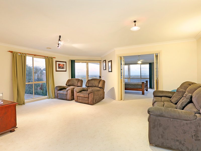 12 Harvell Court, Highton image 8