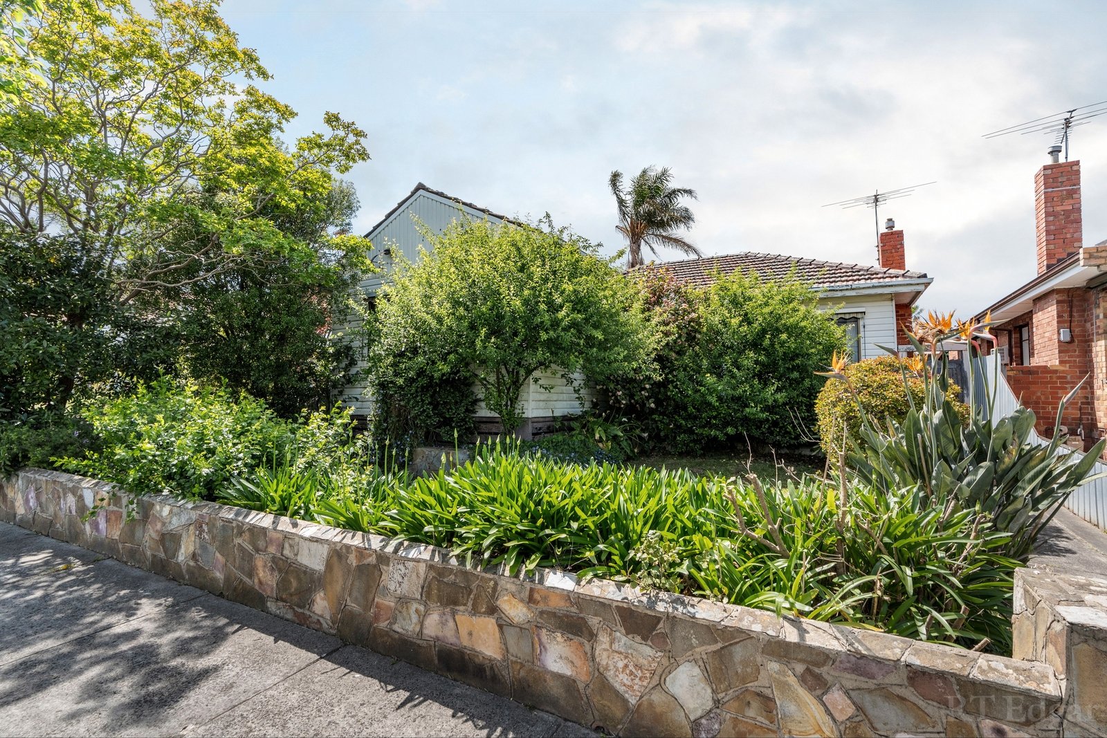 Property Gallery - Main Image