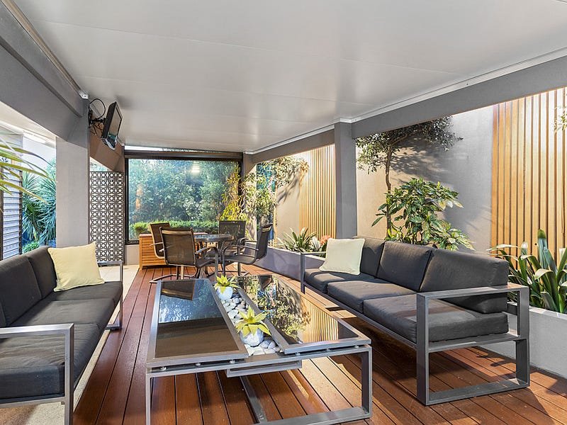 Property Gallery Thumbnail 4